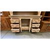 Image 4 : CONTEMPORARY BUFFET & HUTCH