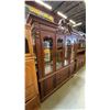 Image 2 : CHERRYWOOD FINISH BUFFET & HUTCH