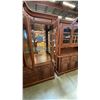 Image 5 : CHERRYWOOD FINISH BUFFET & HUTCH