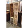 Image 1 : GROUP OF 3 CORNER DISPLAY SHELF CABINETS