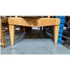 Image 2 : CONTEMPORARY MAPLE FINISH 2 PCS. COFFEE AND END TABLE SET