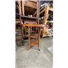 Image 3 : ANTIQUE MAHOGANY MIRRORED BACK CURIO STAND AND ROUND SIDE TABLE