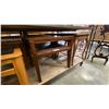 Image 5 : 4 PAIRS OF ASSORTED SIDE TABLES