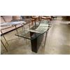 Image 3 : THICK GLASS TOP WITH BLACK & STAINLESS BASE SOFA/HALL TABLE
