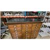 Image 4 : WOODEN LOOK 36 DRAWER ALL METAL MOBILE CATALOG CABINET