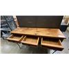 Image 4 : MEXICAN PINE WITH WROUGHT IRON BASE 3 DRAWER SOFA/HALL TABLE
