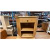 Image 4 : GROUP OF 3 ASSORTED WOODEN CABINETS