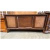 Image 2 : VINTAGE 2 DOOR/3 DRAWER SIDEBOARD AND METAL WITH GLASS TOP SOFA/HALL TABLE