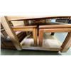 Image 6 : 2 PAIRS OF OAK END TABLES AND 1 COFFEE TABLE