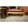 Image 2 : GROUP OF 7 ASSORTED VINTAGE & MODERN COFFEE/COCKTAIL AND END TABLES