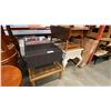 Image 2 : GROUP OF 10 ASSORTED VINTAGE & MODERN COFFEE AND END TABLES