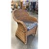 Image 3 : PAIR OF WOVEN RATTAN CHAIRS WITH BLACK UPHOLSTERED CUSHIONS