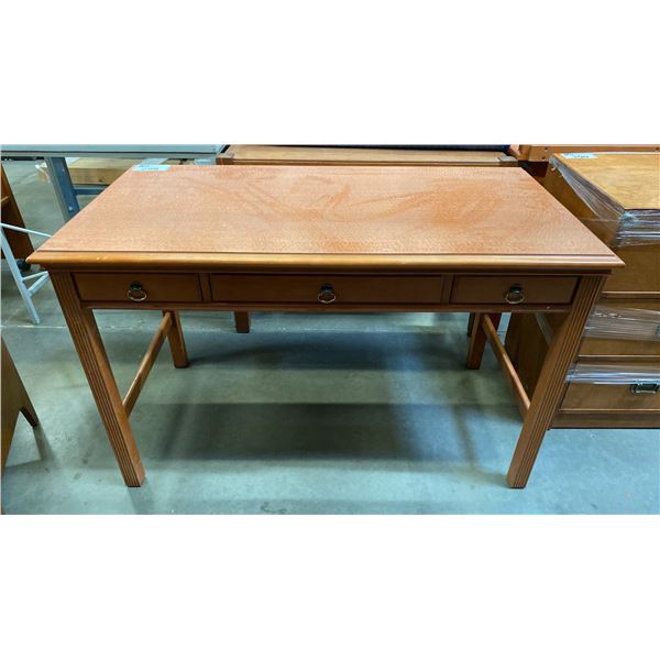 SINGLE DRAWER WRITING DESK