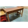 Image 2 : SINGLE DRAWER WRITING DESK