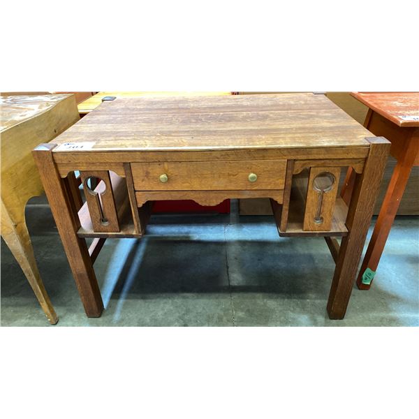 EARLY 1900 S MISSION OAK SINGLE DRAWER DESK