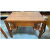 Image 3 : EARLY 1900"S MISSION OAK SINGLE DRAWER DESK