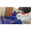 Image 3 : LARGE GROUP OF ASSORTED PLASTIC STORAGE BINS AND RUBBISH BAGS