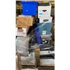 Image 2 : PALLET OF ASSORTED OFFICE ITEMS
