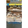 Image 1 : PALLET OF ASSORTED WOOD PIECES - MOSTLY 4FT LENGTHS