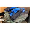 Image 1 : PALLET OF BLACK PLASTIC CORRUGATED SHEET AND BLUE & BLACK FELT MATERIAL