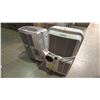 Image 2 : 2 PORTABLE MOBILE AIR CONDITIONERS - ARCTIC KING AND HISENSE