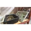 Image 3 : GROUP OF 6  ASSORTED MODERN & VINTAGE SINKS