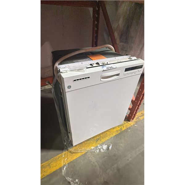 GE WHITE FRONT BUILT-IN DISHWASHER