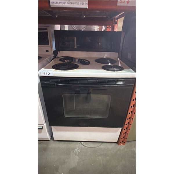 KENMORE WHITE & BLACK 4 BURNER STOVE