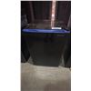 Image 1 : INSIGNIA BLACK BAR FRIDGE