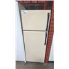 Image 1 : MCCLARY ALMOND 2 DOOR APARTMENT SIZE REFRIGERATOR