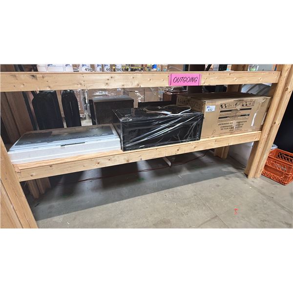WHIRLPOOL MICROWAVE HOOD COMBINATION (BLACK, NEVER USED)
