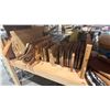 Image 2 : 4 SHELVES OF ASSORTED HOUSEWARES - WOOD CUTTING BOARDS, WOODEN BOWLS, ICE BUCKETS, GLASS DECANTERS
