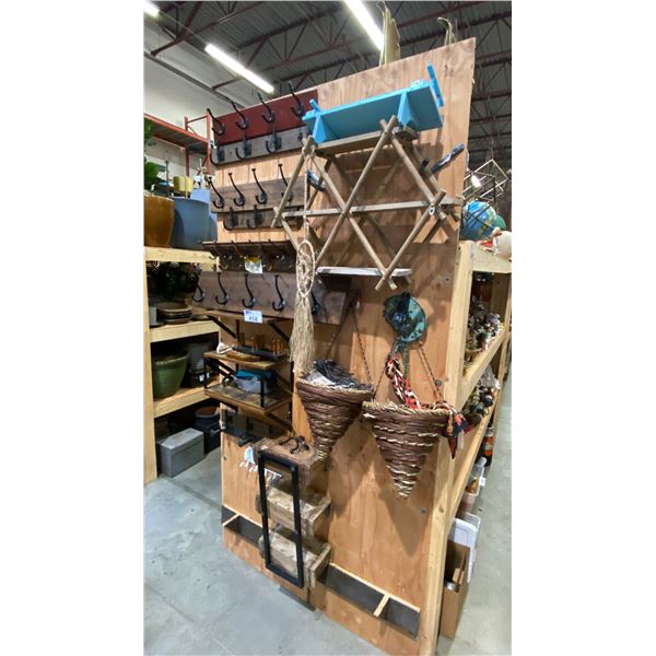 ASSORTED WALL MOUNT COAT HANGERS AND DECRETIVE PIECES