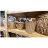 Image 3 : 4 SHELVES FULL OF ASSORTED DECORATIVE WOVEN BASKETS