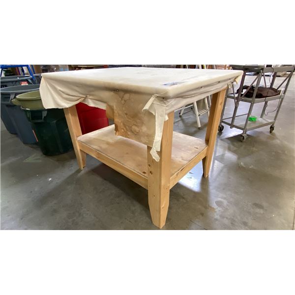 WOODEN WORK TABLE - APPROX. 4FT X 3FT X 3FT HIGH