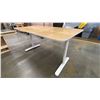 Image 1 : 2 MODERN OFFICE DESKS
