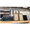 Image 3 : 4 SHELVES OF ASSORTED ELECTRONICS - STEREOS, RADIOS AND SPEAKERS