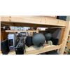 Image 4 : 4 SHELVES OF ASSORTED ELECTRONICS - STEREOS, RADIOS AND SPEAKERS