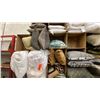 Image 7 : LARGE GROUP OF ASSORTED THROW CUSHIONS