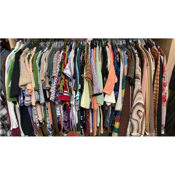 CONTENTS OF 0NE 4FT SECTION WARDROBE RACK OF ASSORTED CLOTHING