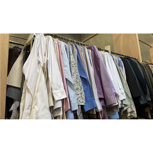 CONTENTS OF 0NE 8FT SECTION WARDROBE RACK OF ASSORTED CLOTHING *1 SIDE ONLY*