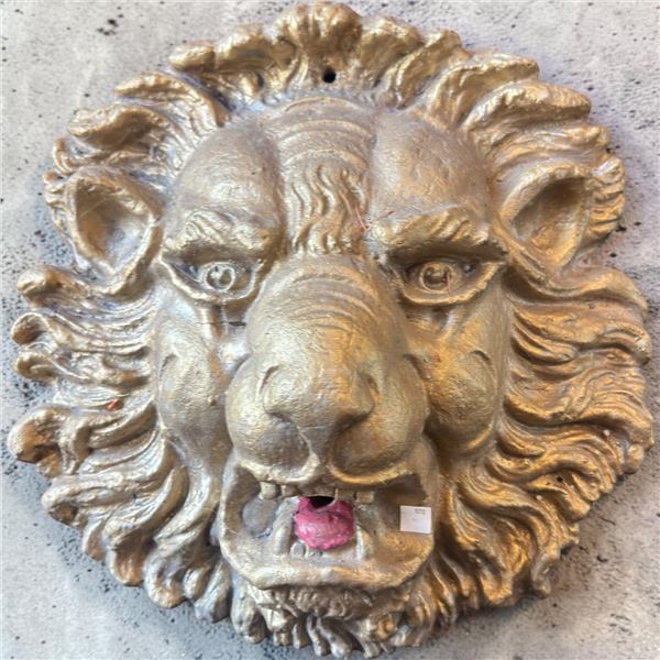 Lion Head Sculpture Gold Leaf Painted Heavy Concrete Water Fountain 16" Across