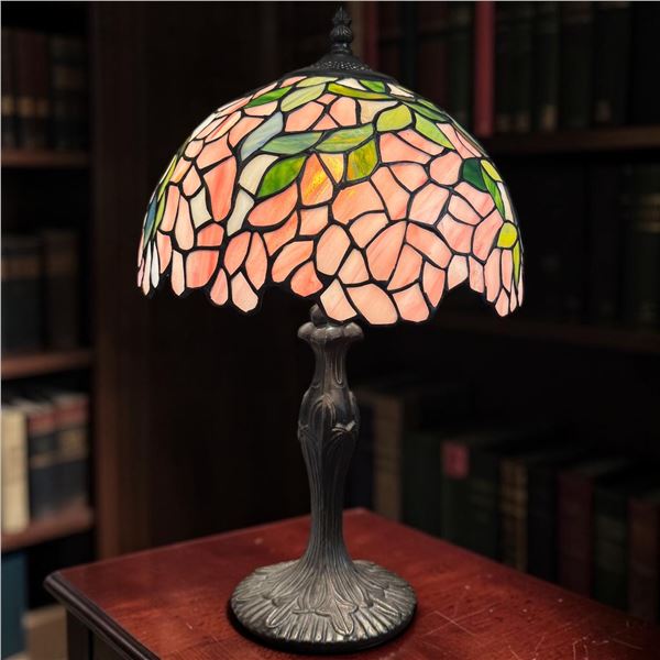 Stained Glass Tiffany Style Table Lamp w Floral Motif Shade 20" Tall