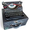 Image 2 : Antique Underwood Portable Typewriter w Leather Case