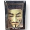 Image 1 : V For Vendetta Book & Mask Set by DC Collectibles
