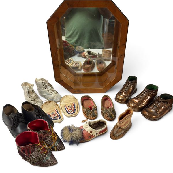 Collection of Assorted Children's Shoes & Octagonal Wooden Frame Mirror Display