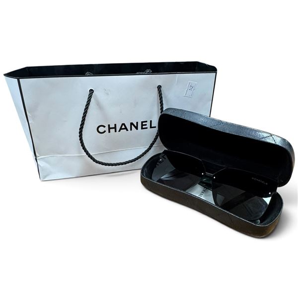 Chanel 5505 Square Acetate Sunglasses with Case and Chanel Bag - Not authenticated