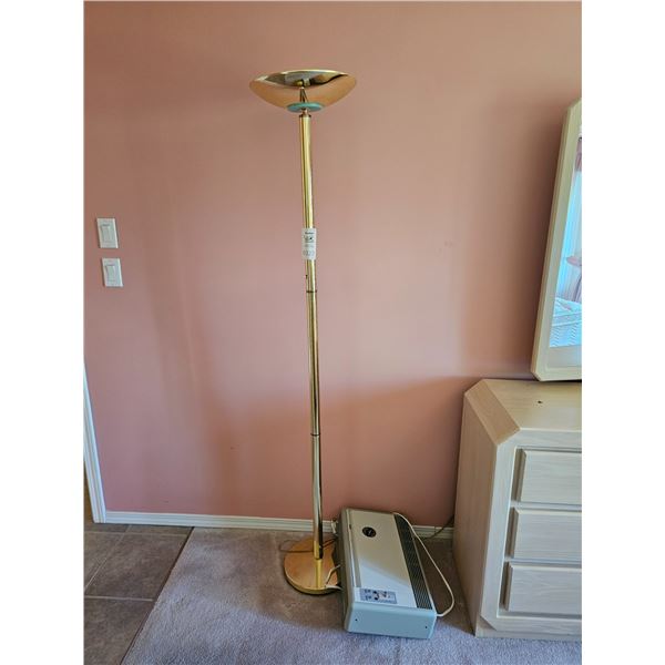 Floor Lamp & Air Cleaner B