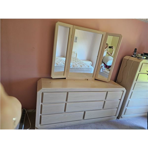 Mirrored Dressing Table C