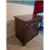 Image 2 : Bassett Furniture Bedside Table C